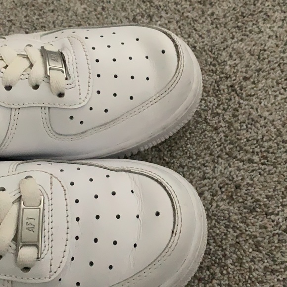 Air forces - Picture 2 of 2